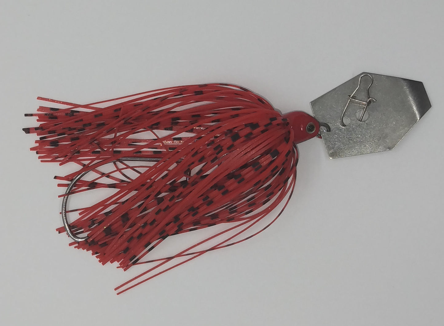 Chatter Bait - Dark Red/Black